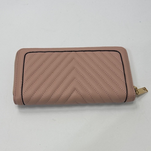 Victoria's Secret Quilted Wallet in Blush - Picture 2 of 7